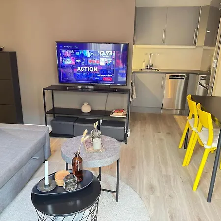 Modern Oasis Near Center
